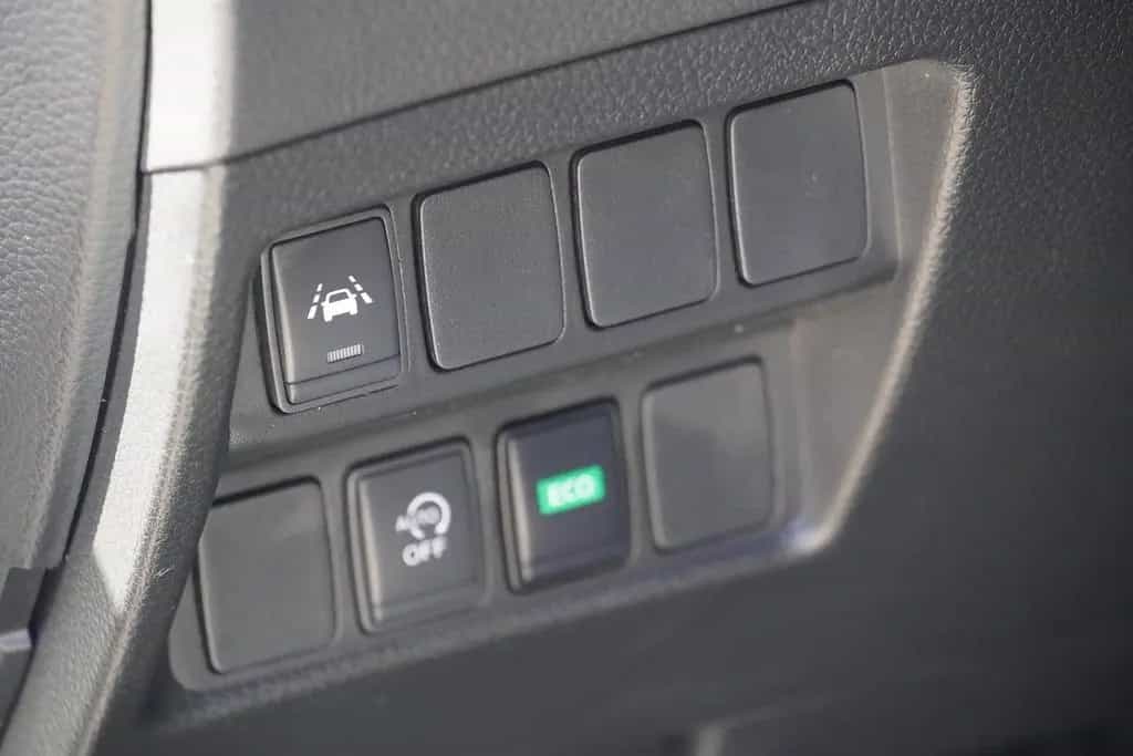 Nissan Qashqai 1.3 Tekna Klimaaut. LED Navi Totwinkel 10/2019-photo-22