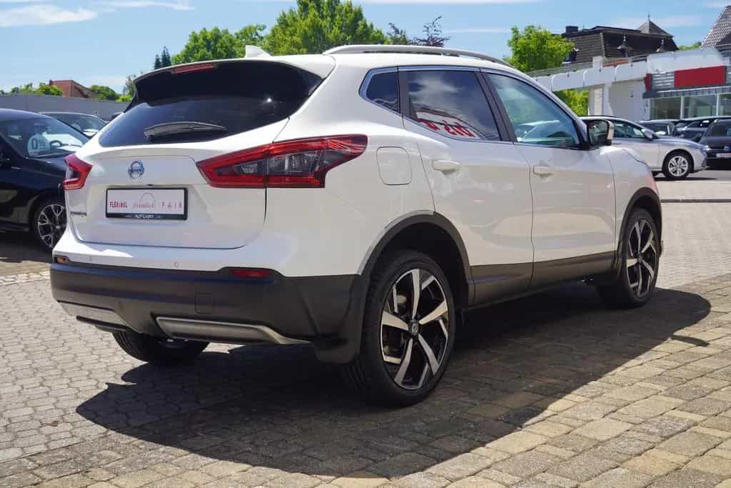 Nissan Qashqai 1.3 Tekna Klimaaut. LED Navi Totwinkel 10/2019-photo-5