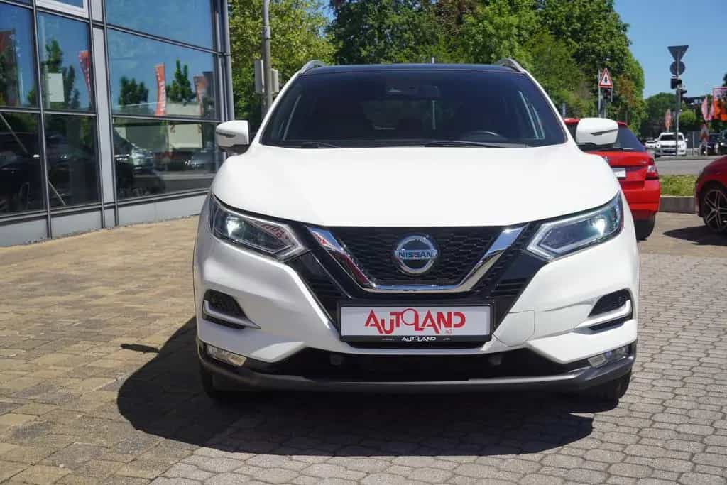 Nissan Qashqai 1.3 Tekna Klimaaut. LED Navi Totwinkel 10/2019-photo-8