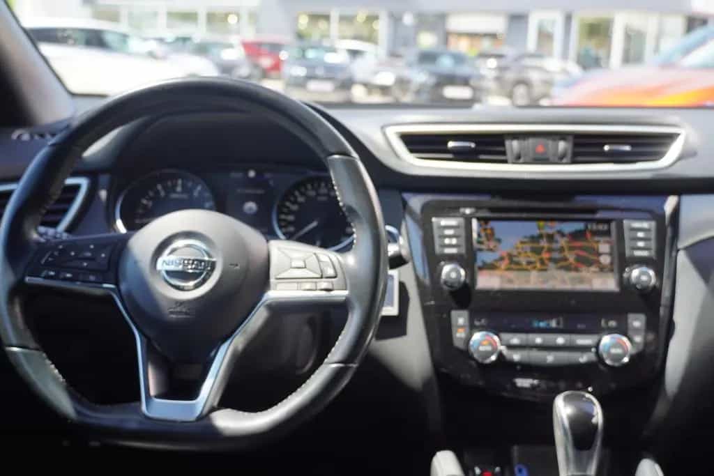 Nissan Qashqai 1.3 Tekna Klimaaut. LED Navi Totwinkel 10/2019-photo-9