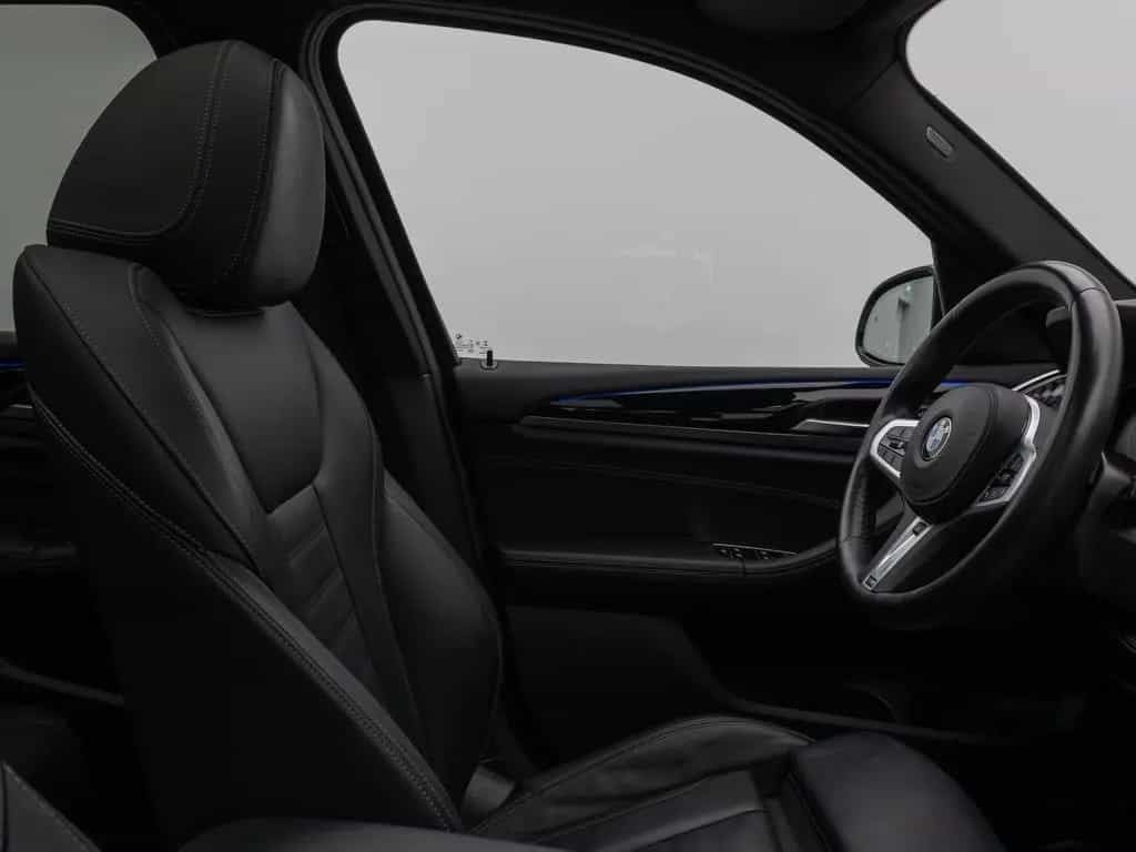 BMW X3 xD30d M Sport Panorama Kamera DAB HiFi DisKey 02/2021-photo-37