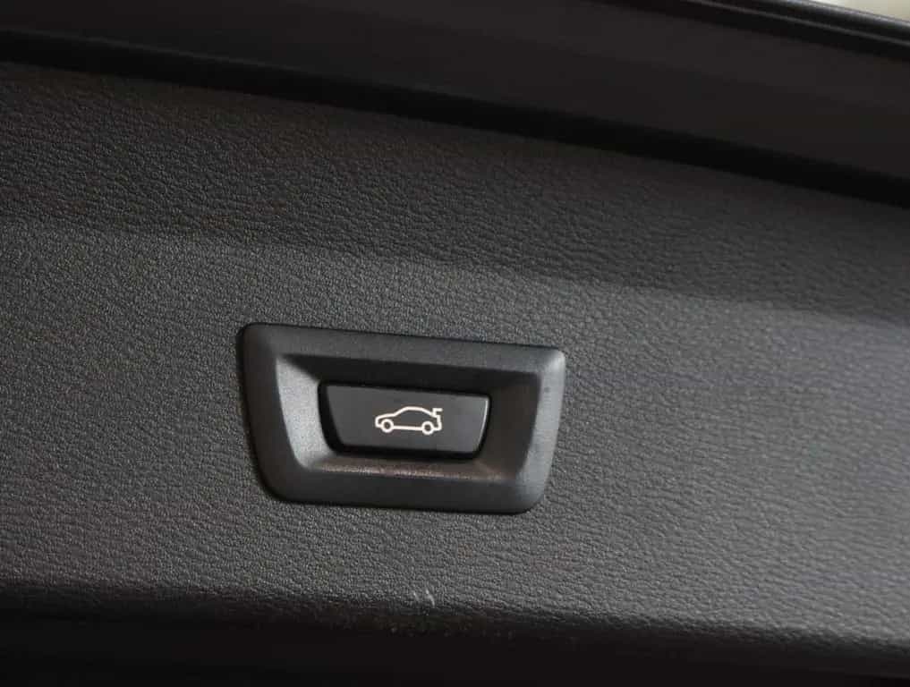 BMW X1 xDrive20i M Sport *1.Hand*HUD*Kamera 06/2020-photo-7