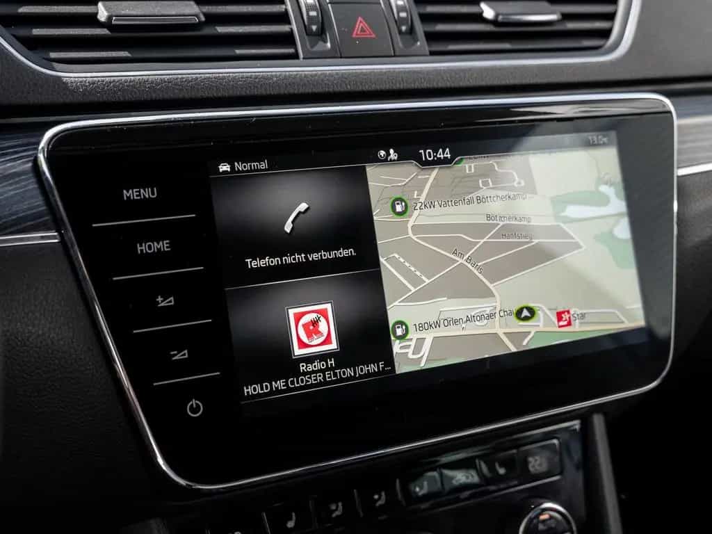 Skoda Superb C. STYLE 2.0 TSI DSG AHK Kam. Virtual ACC 08/2023-photo-14