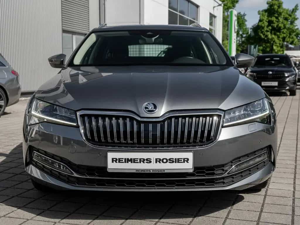 Skoda Superb C. STYLE 2.0 TSI DSG AHK Kam. Virtual ACC 08/2023-photo-2