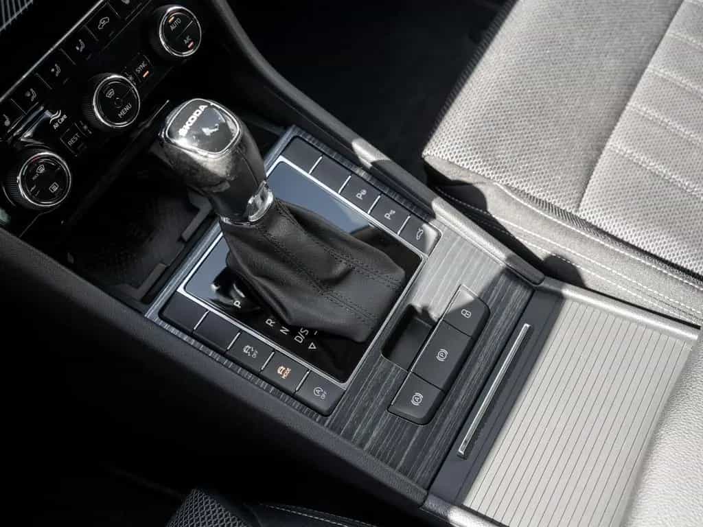 Skoda Superb C. STYLE 2.0 TSI DSG AHK Kam. Virtual ACC 08/2023-photo-22