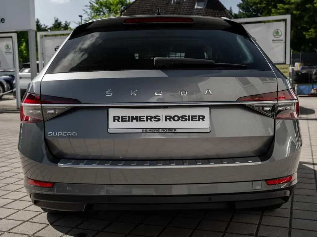 Skoda Superb C. STYLE 2.0 TSI DSG AHK Kam. Virtual ACC 08/2023-photo-4