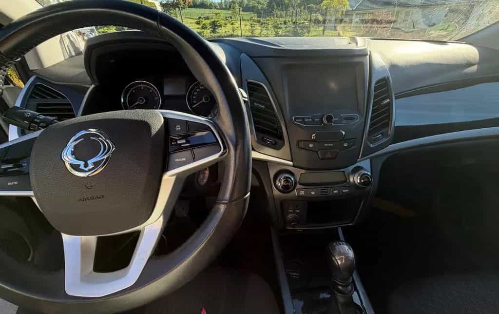 Ssangyong Korando 2.2 Diesel e-XDi 220 Quartz 2WD Quartz 07/2018-photo-5