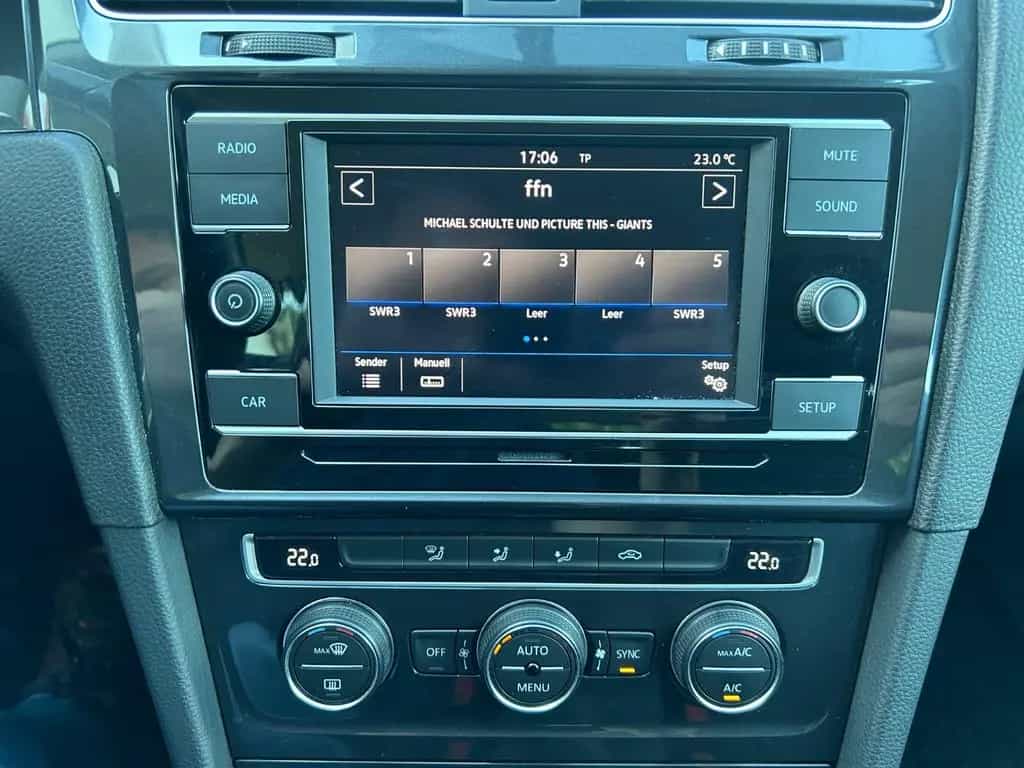 Volkswagen Golf VII Lim. Trendline erst.59.000 Km ! 03/2020-photo-12