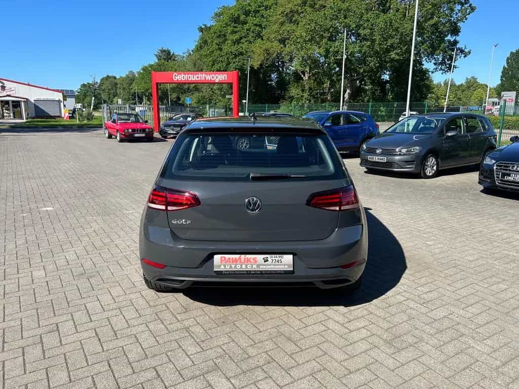 Volkswagen Golf VII Lim. Trendline erst.59.000 Km ! 03/2020-photo-3