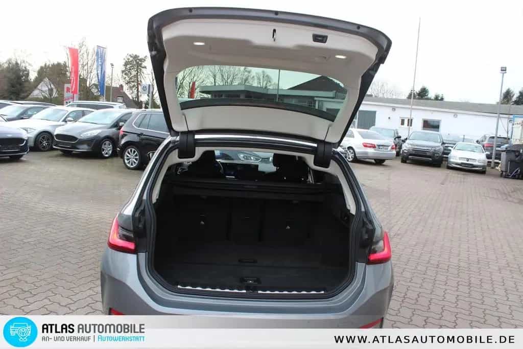 BMW 320 d xDrive Aut (Allrad) Scheinwerfer LED=NAVI= 11/2023-photo-12