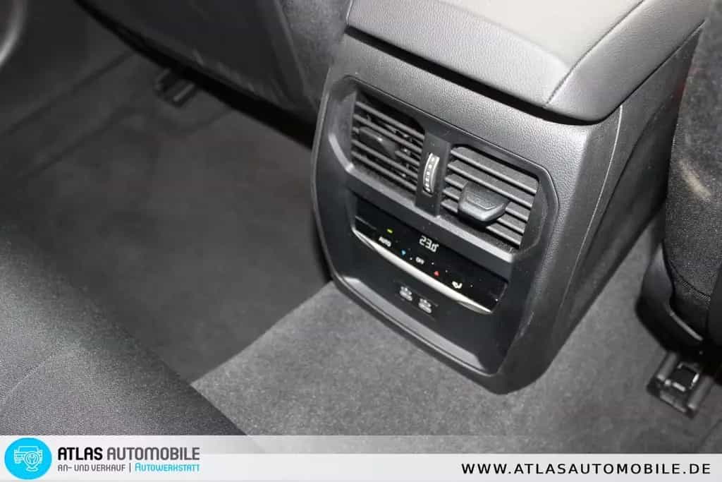 BMW 320 d xDrive Aut (Allrad) Scheinwerfer LED=NAVI= 11/2023-photo-8