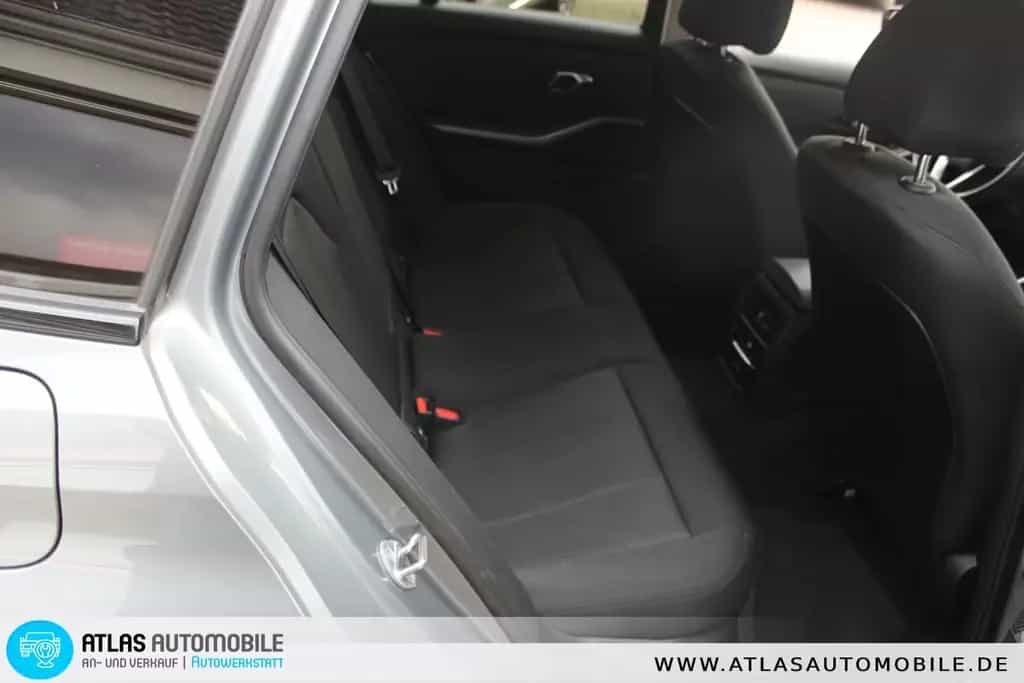 BMW 320 d xDrive Aut (Allrad) Scheinwerfer LED=NAVI= 11/2023-photo-9