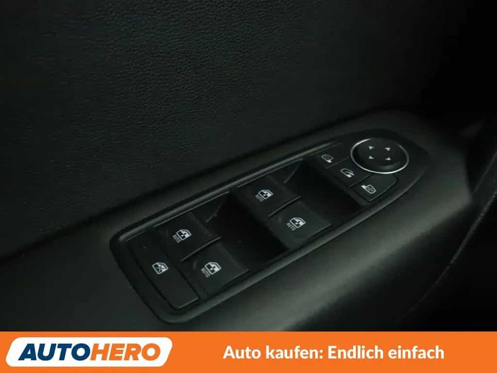 Renault Captur 1.3 TCe Experience*NAVI*LED*TEMPO*PDC*SHZ 05/2020-photo-26