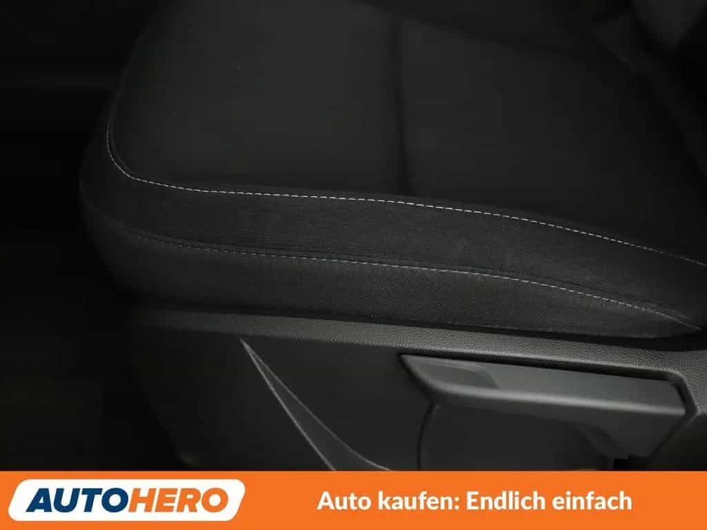 Renault Captur 1.3 TCe Experience*NAVI*LED*TEMPO*PDC*SHZ 05/2020-photo-27