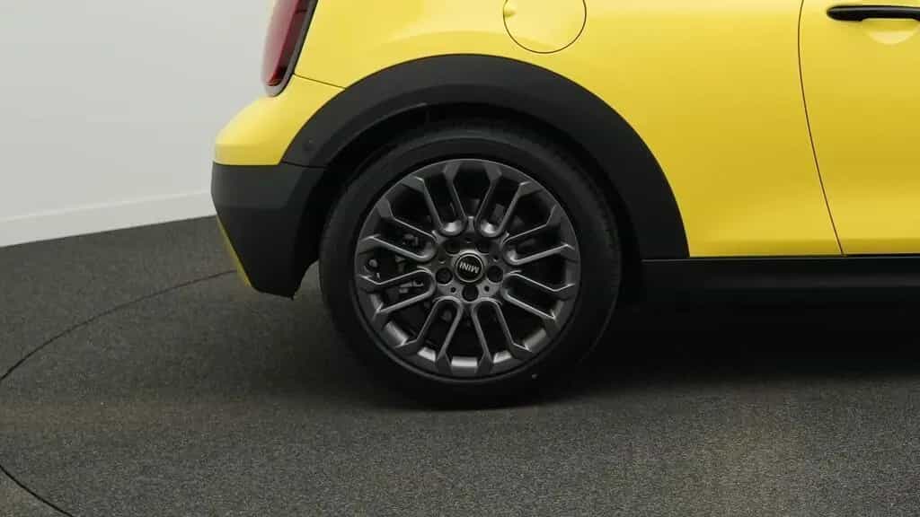 MINI Cooper Cabrio C 09/2025-photo-16