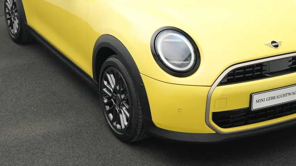 MINI Cooper Cabrio C 09/2025-photo-20