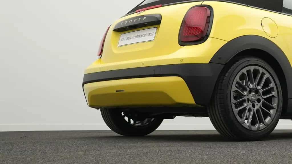 MINI Cooper Cabrio C 09/2025-photo-21