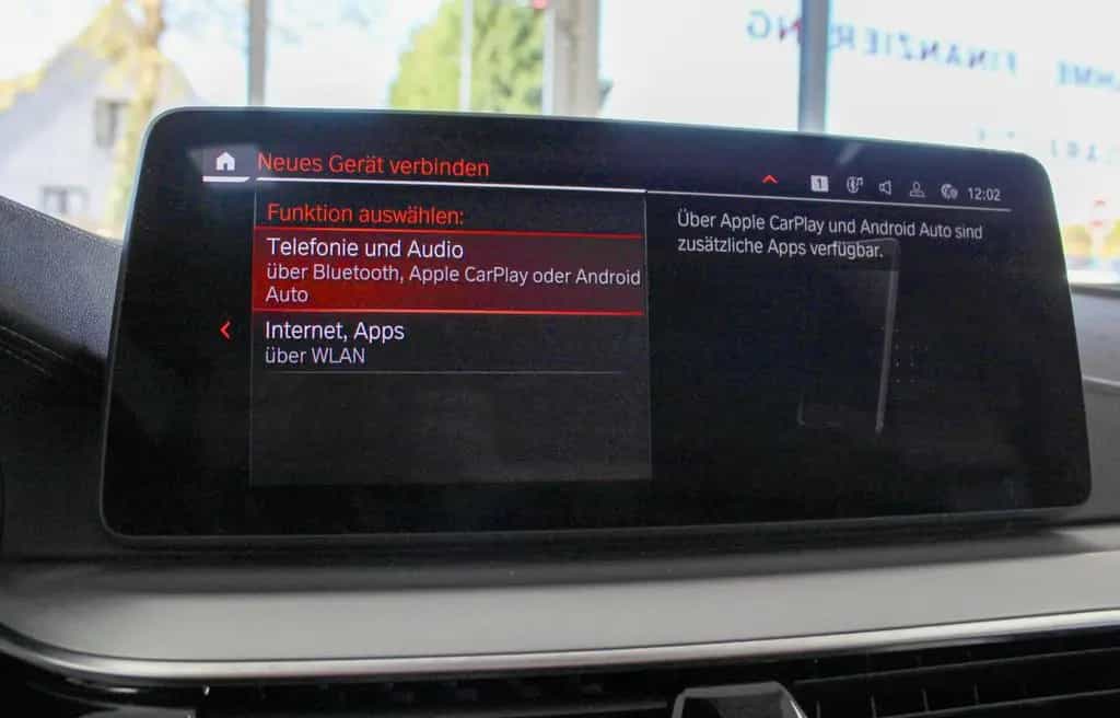 BMW 520 d Touring Pano Leder Kamera AHK 1.Hand 04/2022-photo-22