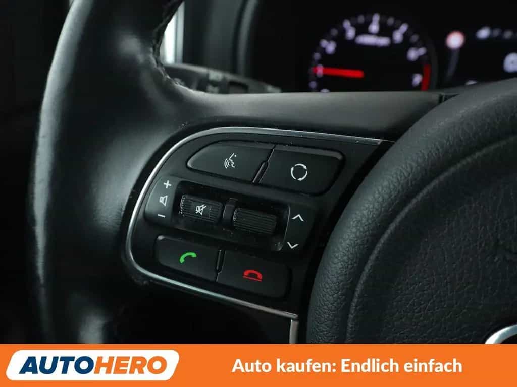 Kia Sportage 1.6 GDI Dream Team 2WD *NAVI*CAM*TEMPO* 10/2017-photo-28
