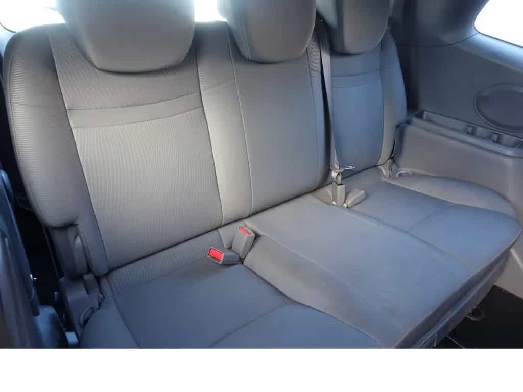 Ssangyong Rodius 7-Sitzer Sitzheizung Ganzjahresreifen Alu 06/2017-photo-10