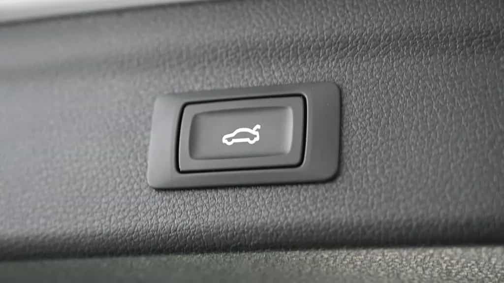 Audi Q3 35 TDI advanced /KLIMA/1.HAND/NAVI/KAMERA 08/2022-photo-17