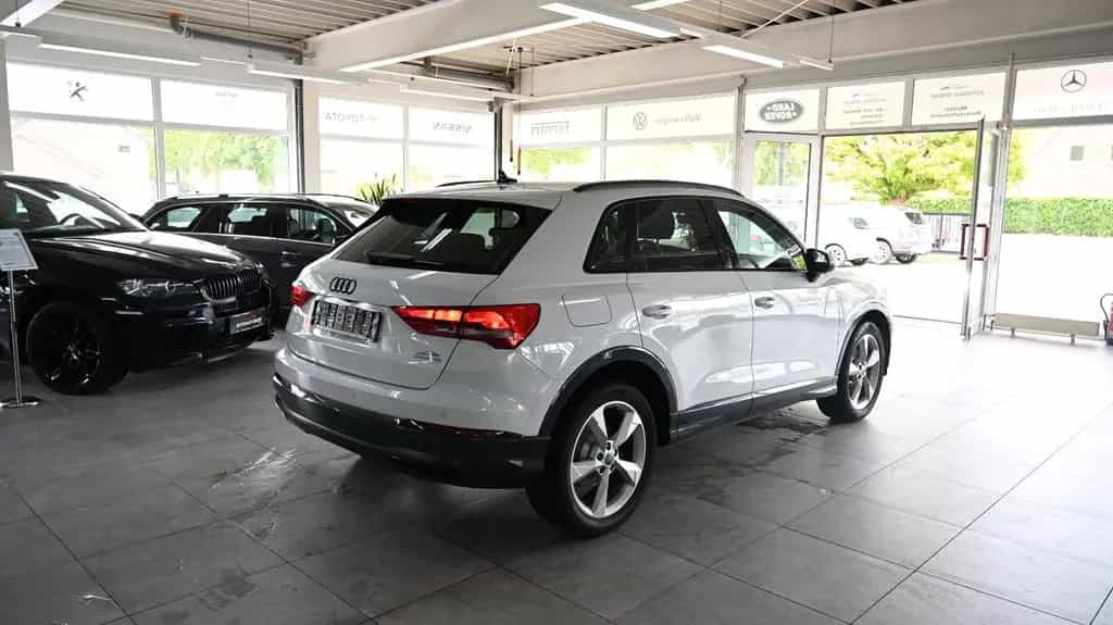Audi Q3 35 TDI advanced /KLIMA/1.HAND/NAVI/KAMERA 08/2022-photo-4