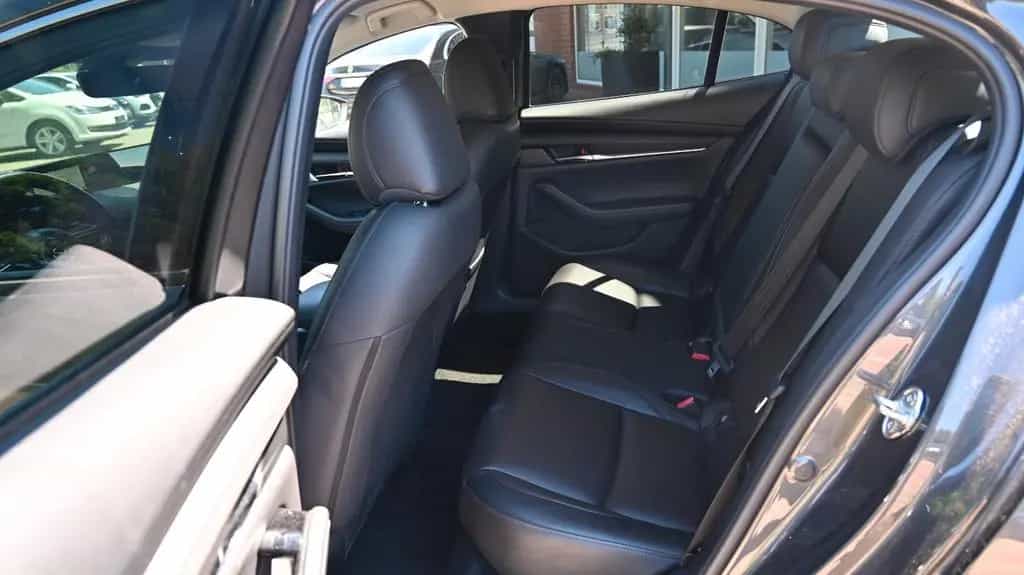 Mazda 3 Lim. 4-trg. Selection/BOSE/ACC/360° 09/2019-photo-14