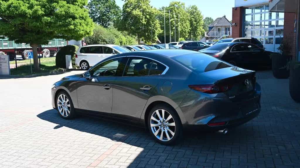 Mazda 3 Lim. 4-trg. Selection/BOSE/ACC/360° 09/2019-photo-3