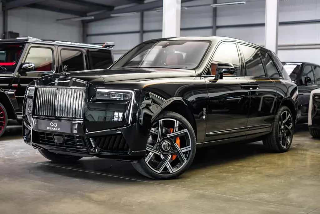 Rolls-Royce Cullinan Black Badge / PROD. 2026 / 4 Seats null-photo-6