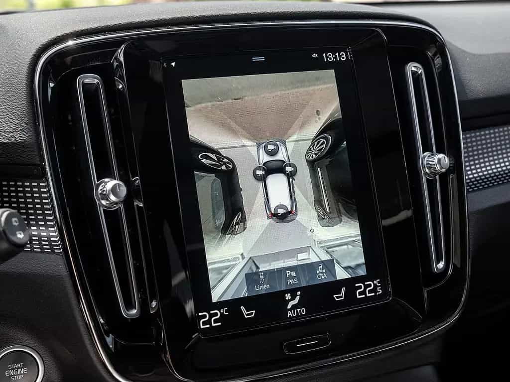 Volvo XC40 T3 R Design 03/2021-photo-13