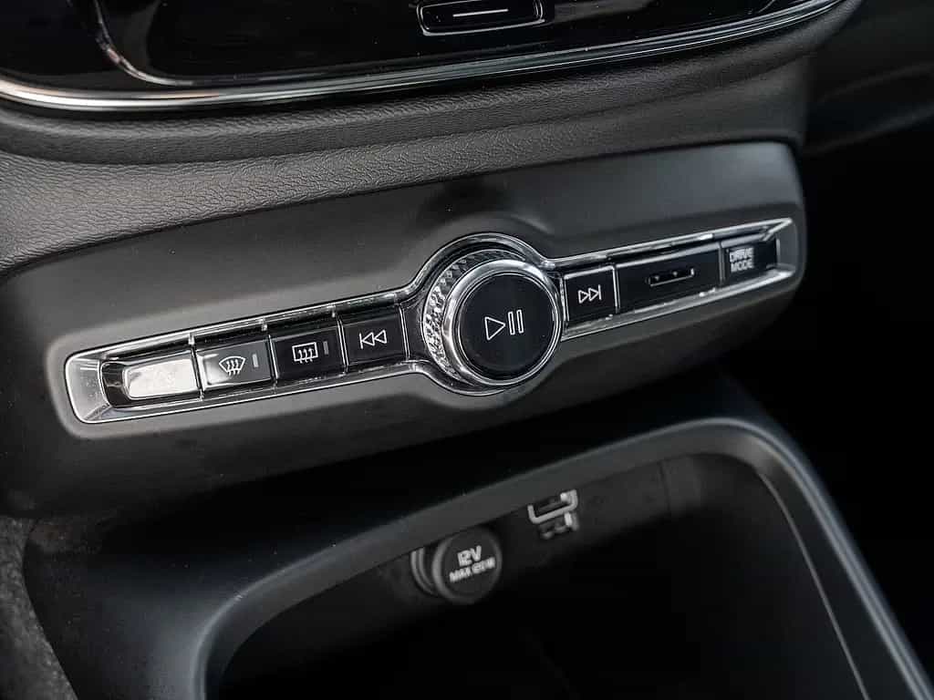 Volvo XC40 T3 R Design 03/2021-photo-16