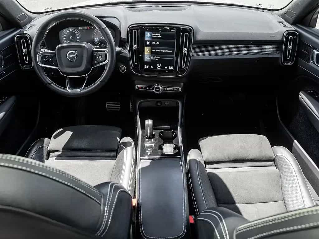 Volvo XC40 T3 R Design 03/2021-photo-7