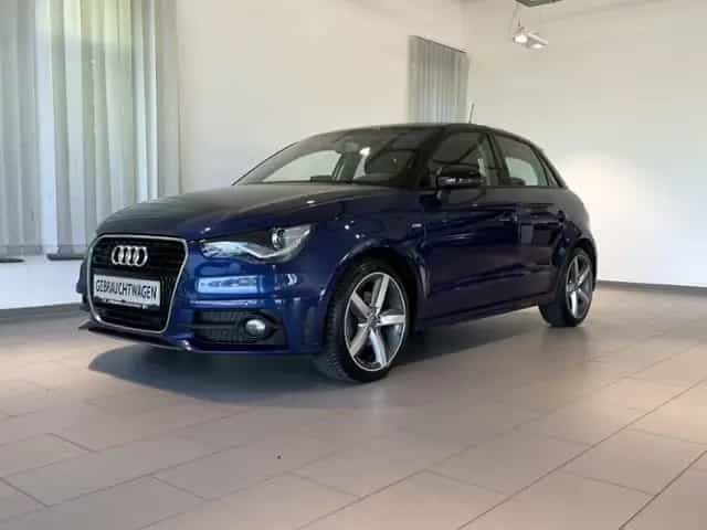 Audi A1 Sportback 1.4 TSI S-line +PANODACH+ALLWETTER 01/2015-photo-1