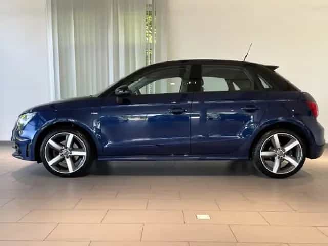 Audi A1 Sportback 1.4 TSI S-line +PANODACH+ALLWETTER 01/2015-photo-2