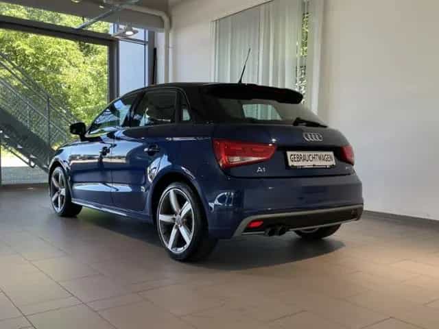 Audi A1 Sportback 1.4 TSI S-line +PANODACH+ALLWETTER 01/2015-photo-3