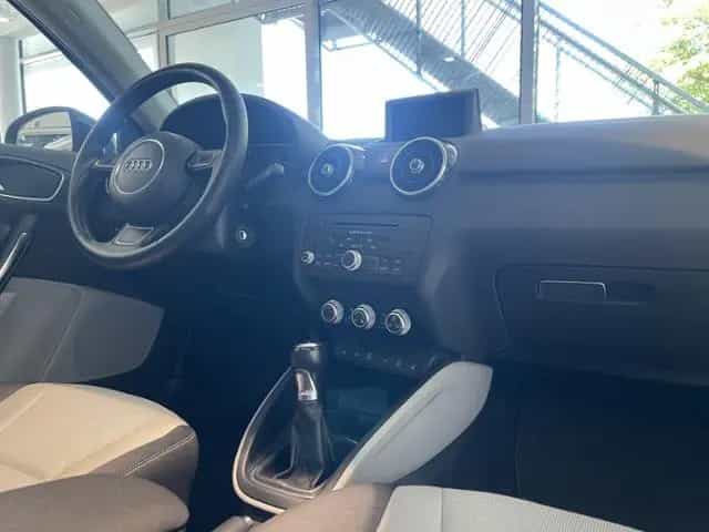 Audi A1 Sportback 1.4 TSI S-line +PANODACH+ALLWETTER 01/2015-photo-7