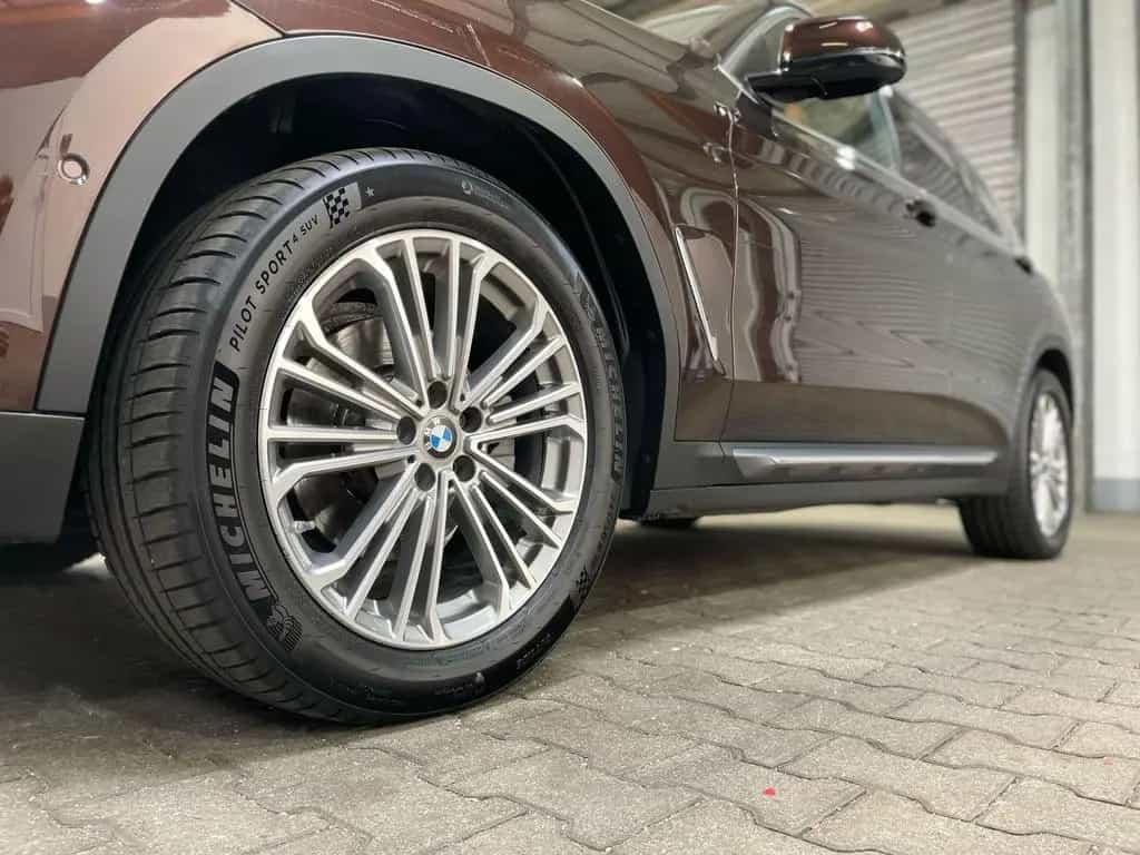 BMW X3 xDrive 20d LuxuryLine#Virtual#Pano#Leder#Head 07/2019-photo-17