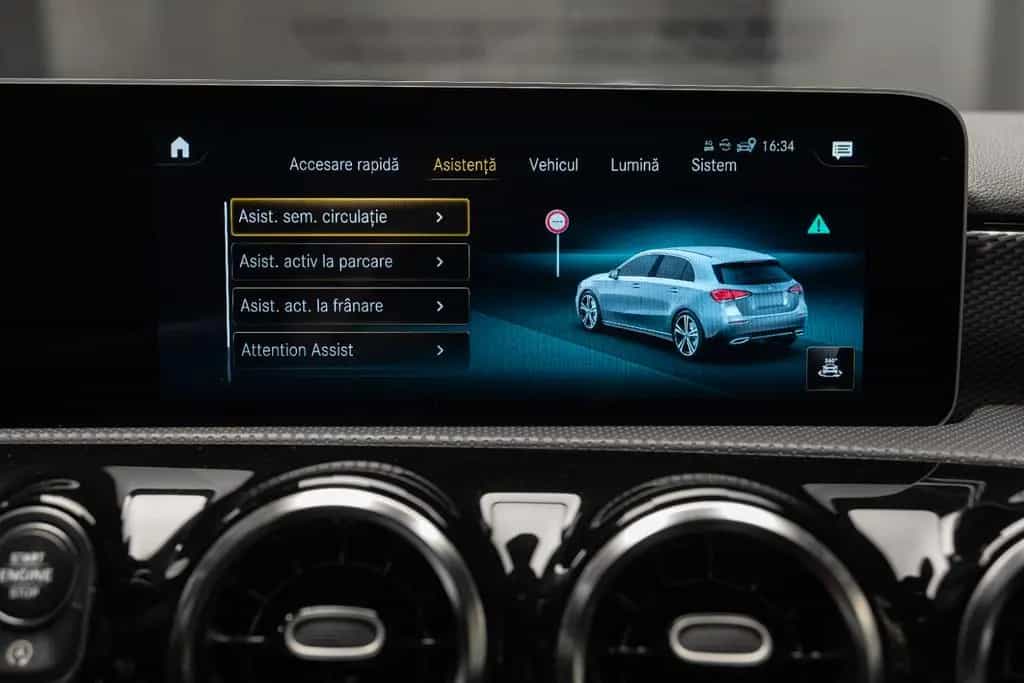 Mercedes-Benz A 220 A A 220 10/2018-photo-15
