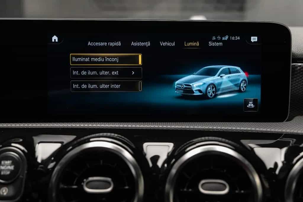 Mercedes-Benz A 220 A A 220 10/2018-photo-17