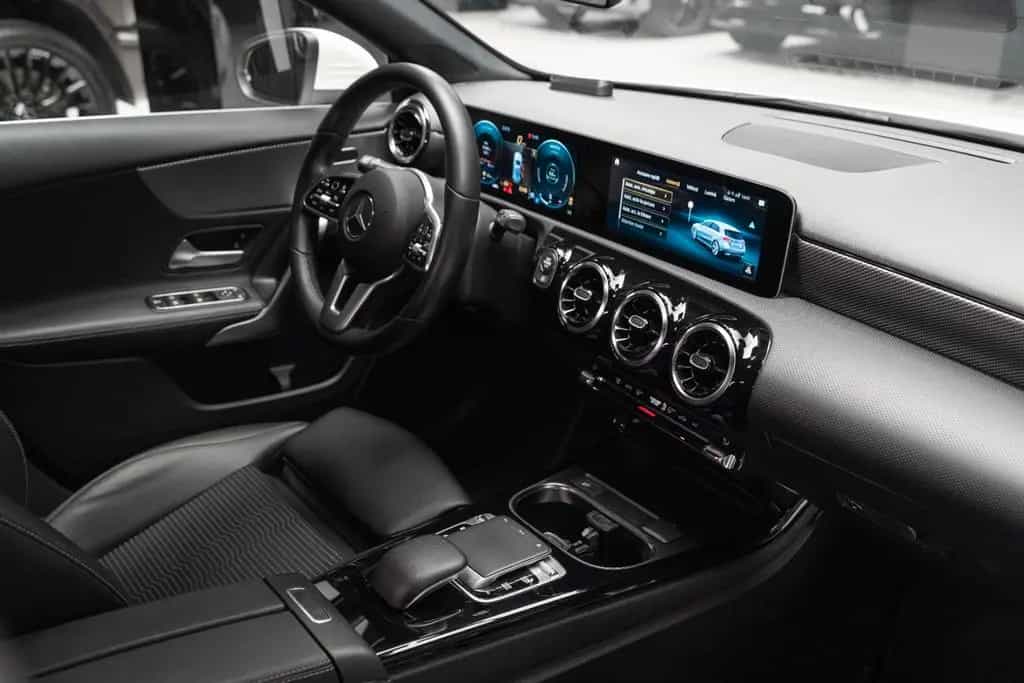 Mercedes-Benz A 220 A A 220 10/2018-photo-32