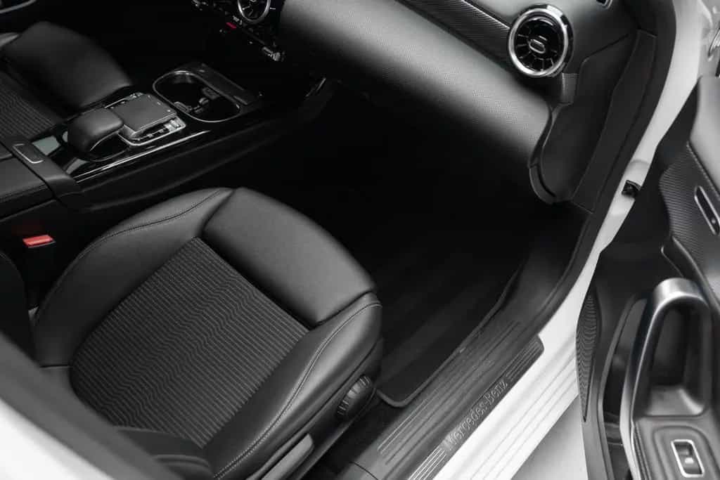 Mercedes-Benz A 220 A A 220 10/2018-photo-33