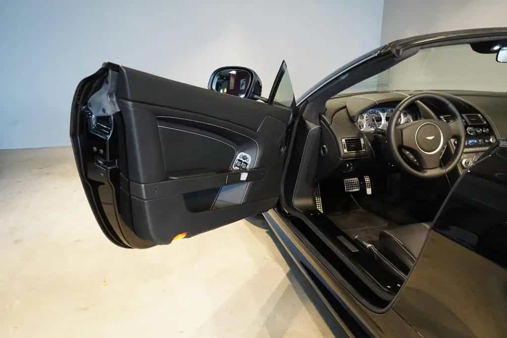 Aston Martin V8 Vantage Roadster 4.7l Sportshift II*BRD Fzg* 09/2013-photo-10