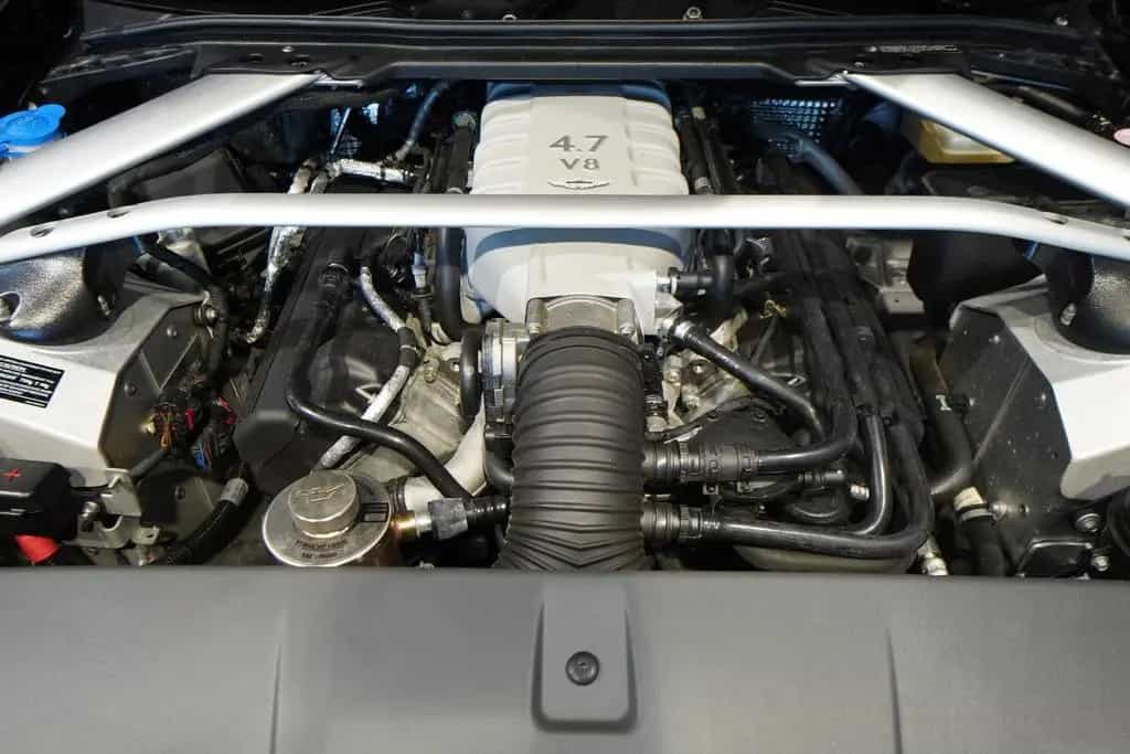 Aston Martin V8 Vantage Roadster 4.7l Sportshift II*BRD Fzg* 09/2013-photo-19