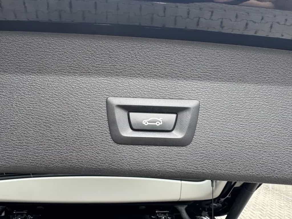 BMW X1 sDrive18d Advantage Kamera Sitzh Navi LED 05/2021-photo-16