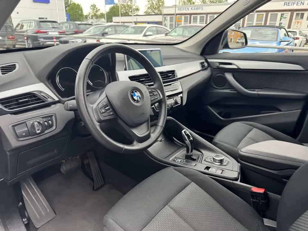 BMW X1 sDrive18d Advantage Kamera Sitzh Navi LED 05/2021-photo-3