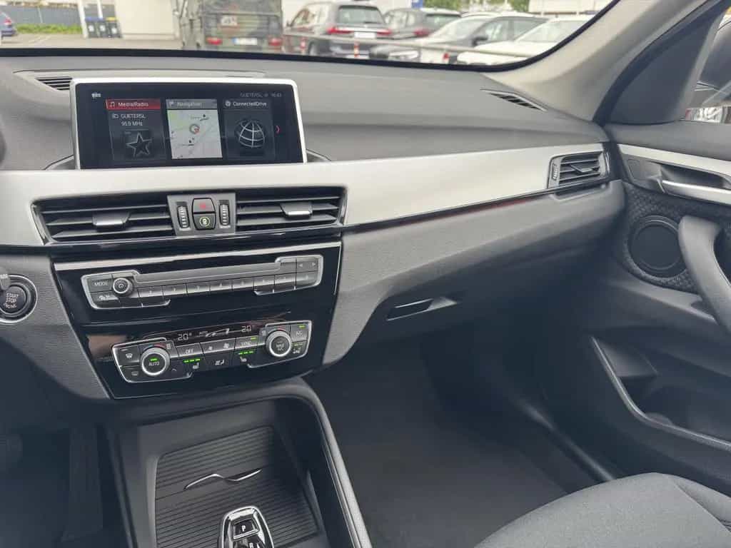 BMW X1 sDrive18d Advantage Kamera Sitzh Navi LED 05/2021-photo-8