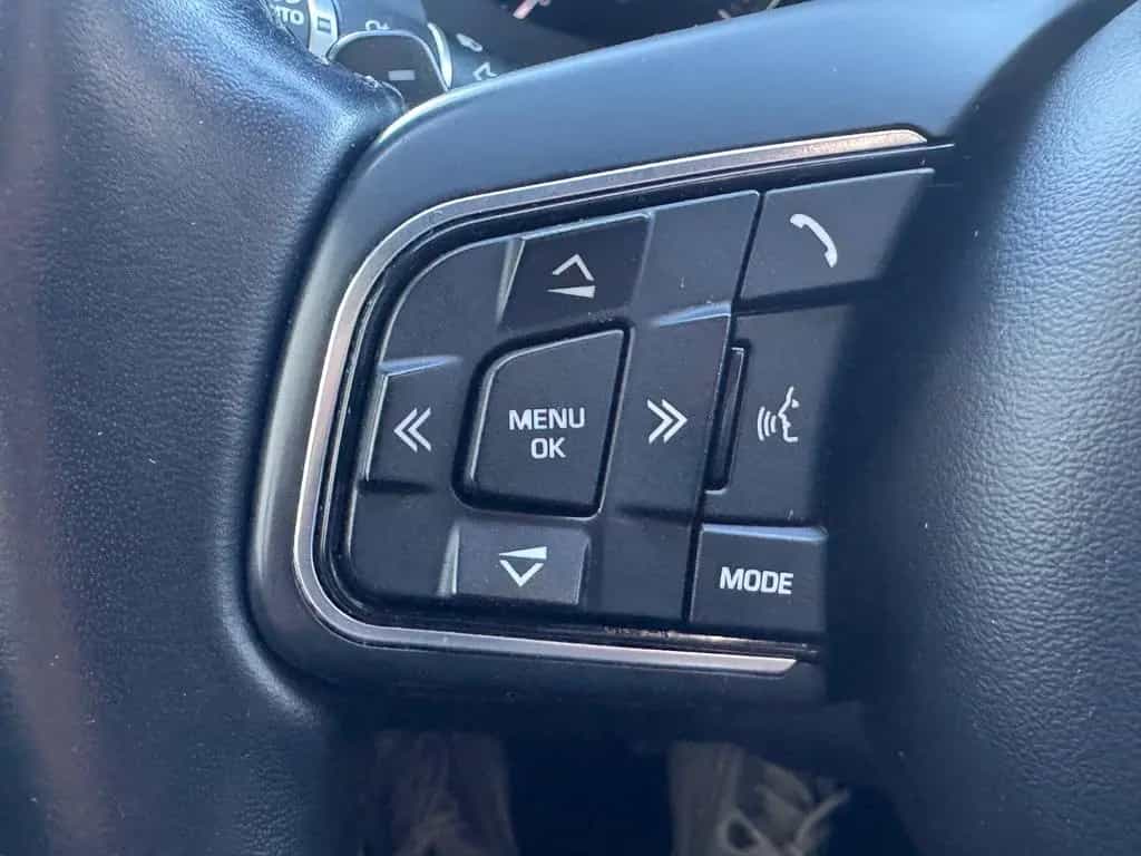Jaguar F-Pace Pure AWD | LED | NAVI | CAM 01/2019-photo-9