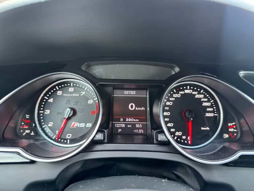 Audi RS5 Coupe 4.2 FSI quattro 02/2012-photo-22