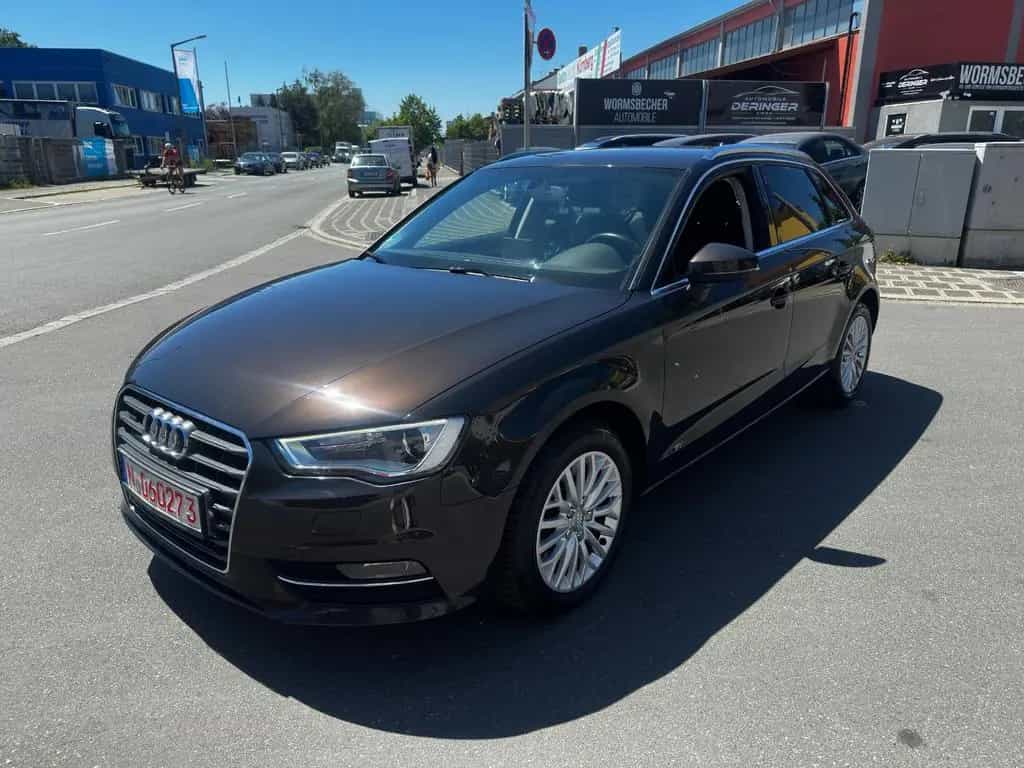 Audi A3 Sportback ambiente quattro 11/2014-photo-2