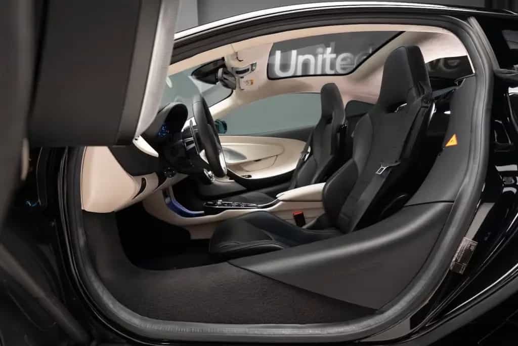 McLaren GT 04/2023-photo-15